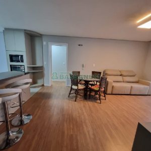 Apartamento com 88m², 2 dormitórios, 2 vagas, no bairro Santa Catarina em Caxias do Sul para Comprar