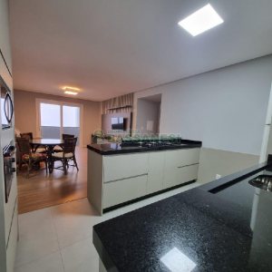 Apartamento com 88m², 2 dormitórios, 2 vagas, no bairro Santa Catarina em Caxias do Sul para Comprar