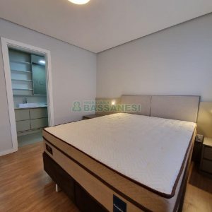 Apartamento com 88m², 2 dormitórios, 2 vagas, no bairro Santa Catarina em Caxias do Sul para Comprar