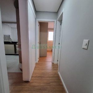 Apartamento com 88m², 2 dormitórios, 2 vagas, no bairro Santa Catarina em Caxias do Sul para Comprar