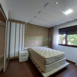 Apto Mobiliado com 100m², 3 dormitórios, 2 vagas, no bairro Pio X em Caxias do Sul para Alugar ou Comprar