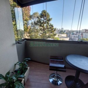 Apto Mobiliado com 100m², 3 dormitórios, 2 vagas, no bairro Pio X em Caxias do Sul para Alugar ou Comprar