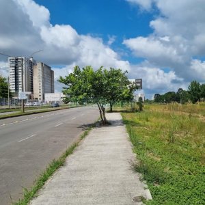 Terreno com 2790m², no bairro Sanvitto em Caxias do Sul para Comprar