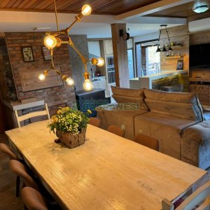 Chácara com 325m², 4 dormitórios, 3 vagas, no bairro Pedancino em Caxias do Sul para Comprar