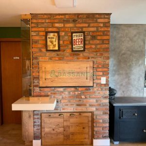 Chácara com 325m², 4 dormitórios, 3 vagas, no bairro Pedancino em Caxias do Sul para Comprar