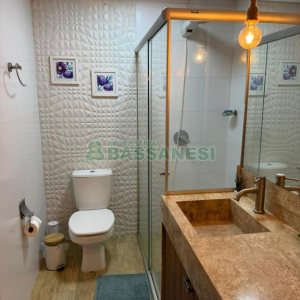 Chácara com 325m², 4 dormitórios, 3 vagas, no bairro Pedancino em Caxias do Sul para Comprar