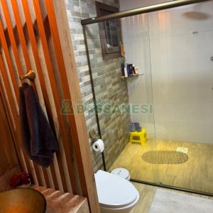 Chácara com 325m², 4 dormitórios, 3 vagas, no bairro Pedancino em Caxias do Sul para Comprar