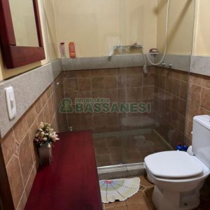 Chácara com 325m², 4 dormitórios, 3 vagas, no bairro Pedancino em Caxias do Sul para Comprar