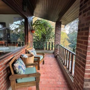 Chácara com 325m², 4 dormitórios, 3 vagas, no bairro Pedancino em Caxias do Sul para Comprar