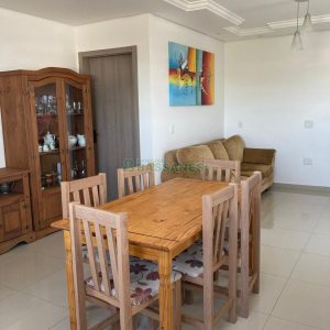 Casa com 403m², 3 dormitórios, 1 vaga, no bairro Charqueadas em Caxias do Sul para Comprar