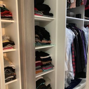 Casa com 403m², 3 dormitórios, 1 vaga, no bairro Charqueadas em Caxias do Sul para Comprar