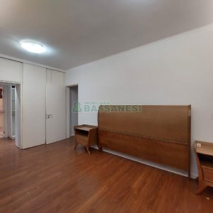 Apartamento com 250m², 3 dormitórios, 4 vagas, no bairro Madureira em Caxias do Sul para Comprar