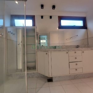 Apartamento com 250m², 3 dormitórios, 4 vagas, no bairro Madureira em Caxias do Sul para Comprar