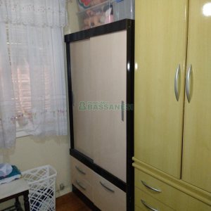 Casa com 208m², 2 dormitórios, 1 vaga, no bairro São Leopoldo em Caxias do Sul para Comprar