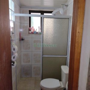 Casa com 208m², 2 dormitórios, 1 vaga, no bairro São Leopoldo em Caxias do Sul para Comprar