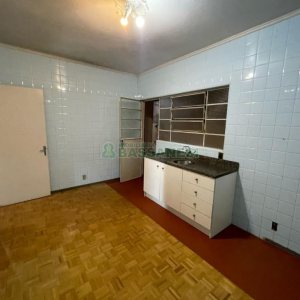 Apartamento com 90m², 2 dormitórios, 1 vaga, no bairro Centro em Caxias do Sul para Comprar