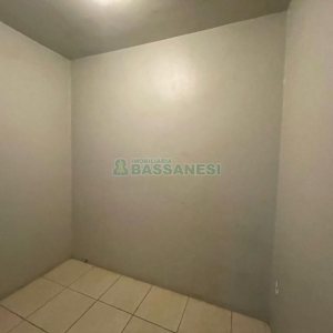 Apartamento com 90m², 2 dormitórios, 1 vaga, no bairro Centro em Caxias do Sul para Comprar