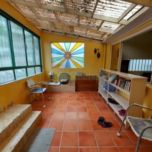 Casa com 450m², 5 dormitórios, 2 vagas, no bairro Centro em Caxias do Sul para Comprar