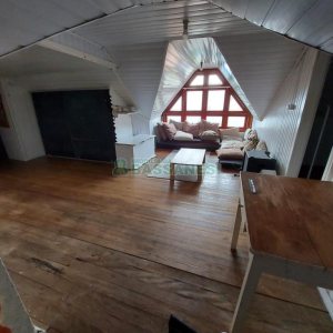 Casa com 450m², 5 dormitórios, 2 vagas, no bairro Centro em Caxias do Sul para Comprar