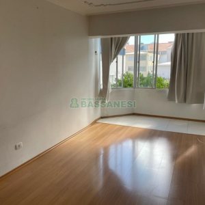 Apartamento com 66m², 2 dormitórios, no bairro Nossa Senhora de Lourdes em Caxias do Sul para Comprar
