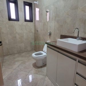 Loja com 150m², no bairro Kayser em Caxias do Sul para Alugar