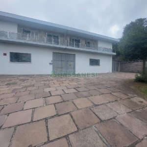 Pavilhão com 300m², no bairro De Lazzer em Caxias do Sul para Alugar