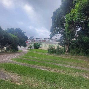 Pavilhão com 300m², no bairro De Lazzer em Caxias do Sul para Alugar