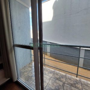 Apto Mobiliado com 55m², 2 dormitórios, 1 vaga, no bairro Vinhedos em Caxias do Sul para Comprar