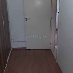 Sobrado com 62m², 2 dormitórios, 1 vaga, no bairro Esplanada em Caxias do Sul para Comprar