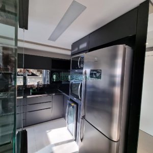 Apto Mobiliado com 84m², 1 dormitório, 2 vagas, no bairro Centro em Caxias do Sul para Alugar