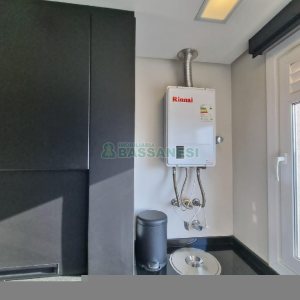 Apto Mobiliado com 84m², 1 dormitório, 2 vagas, no bairro Centro em Caxias do Sul para Alugar