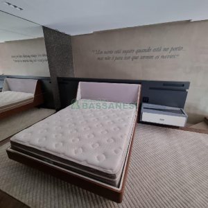 Apto Mobiliado com 84m², 1 dormitório, 2 vagas, no bairro Centro em Caxias do Sul para Alugar