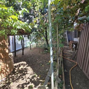 Casa com 500m², 4 dormitórios, 4 vagas, no bairro Esplanada em Caxias do Sul para Comprar