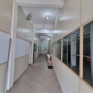 Loja com 215m², no bairro Nossa Senhora de Fátima em Caxias do Sul para Alugar