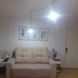 Apartamento com 77m², 2 dormitórios, 1 vaga, no bairro Madureira em Caxias do Sul para Comprar
