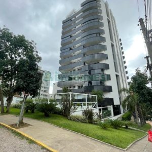 Apartamento com 230m², 3 dormitórios, 2 vagas, no bairro São Pelegrino em Caxias do Sul para Comprar
