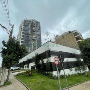 Apartamento com 230m², 3 dormitórios, 2 vagas, no bairro São Pelegrino em Caxias do Sul para Comprar