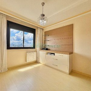 Apartamento com 100m², 3 dormitórios, 2 vagas, no bairro Pio X em Caxias do Sul para Alugar