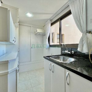 Apartamento com 100m², 3 dormitórios, 2 vagas, no bairro Pio X em Caxias do Sul para Alugar