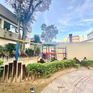 Apartamento com 100m², 3 dormitórios, 2 vagas, no bairro Pio X em Caxias do Sul para Alugar