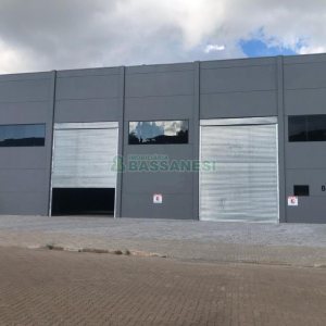 Pavilhão com 576m², no bairro Jardim das Hortências em Caxias do Sul para Alugar