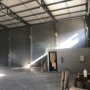 Pavilhão com 576m², no bairro Jardim das Hortências em Caxias do Sul para Alugar