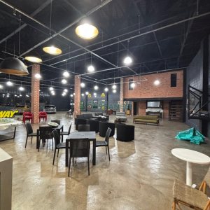 Pavilhão com 900m², no bairro São Luiz em Caxias do Sul para Alugar