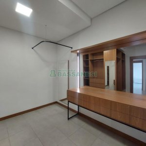 Loja com 220m², no bairro Villagio Iguatemi em Caxias do Sul para Alugar