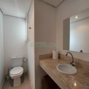 Loja com 220m², no bairro Villagio Iguatemi em Caxias do Sul para Alugar