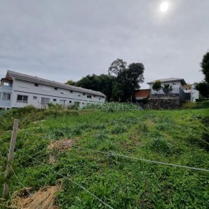 Terreno com 360m², no bairro Vinhedos em Caxias do Sul para Comprar