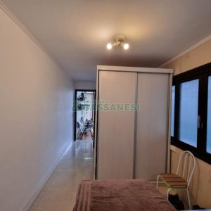 Casa com 304m², 4 dormitórios, no bairro Cinqüentenário em Caxias do Sul para Comprar