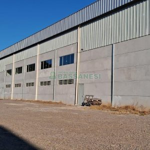 Pavilhão com 4600m², no bairro Jardim das Hortências em Caxias do Sul para Alugar