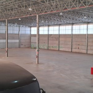 Pavilhão com 4600m², no bairro Jardim das Hortências em Caxias do Sul para Alugar