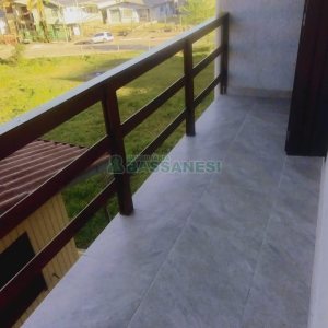 Casa com 60m², 3 dormitórios, 4 vagas, no bairro Desvio Rizzo em Caxias do Sul para Comprar